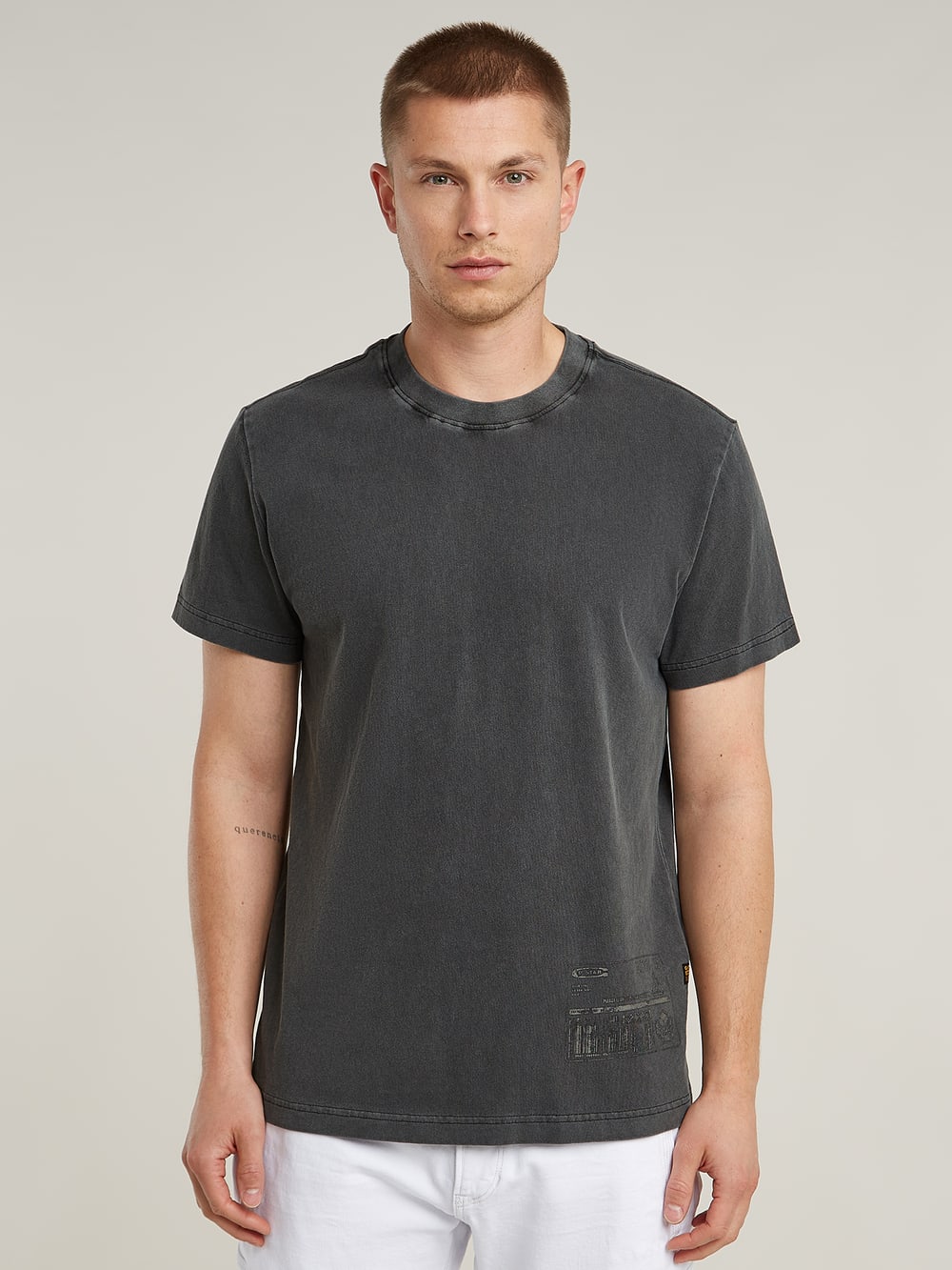 送料込★G-Star★Gradient Tシャツ G-Star RAW｜【公式ショップ】Gradient Old Skool Logo T-Shirt