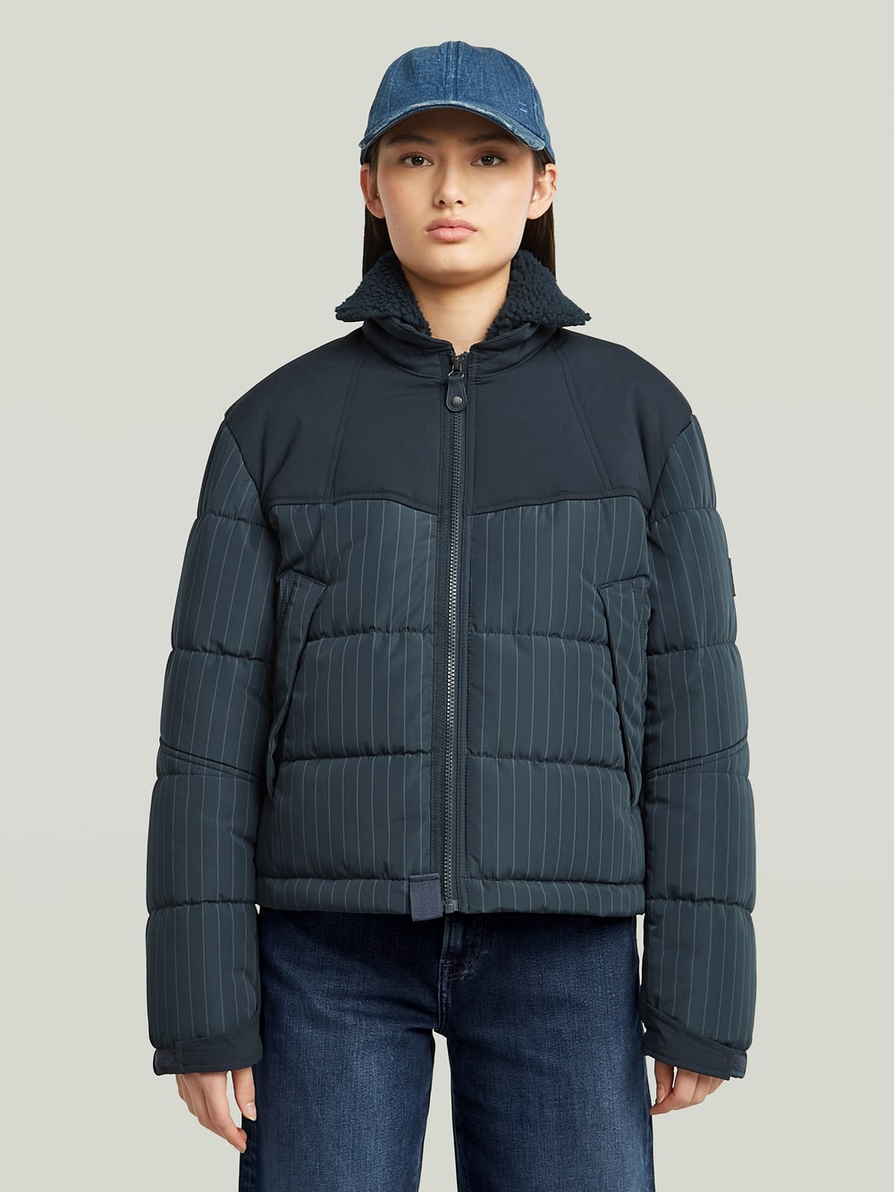 お値下げ中！【新品・希少】G-STAR RAW WOMEN ボンバージャケットS G-STAR RAW デニムジャケット gジャン SHORT MOTO JACKET/デニム