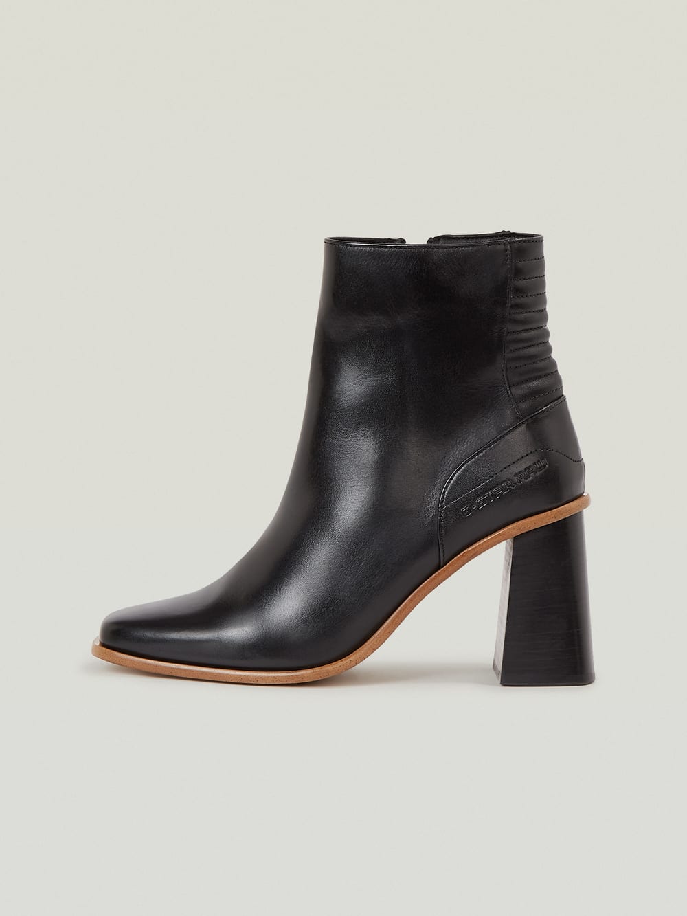 M Benson Leather Exclusive Boots | Black | G-STAR® JP M Benson Leather Exclusive Boots | Black | G-STAR® JP