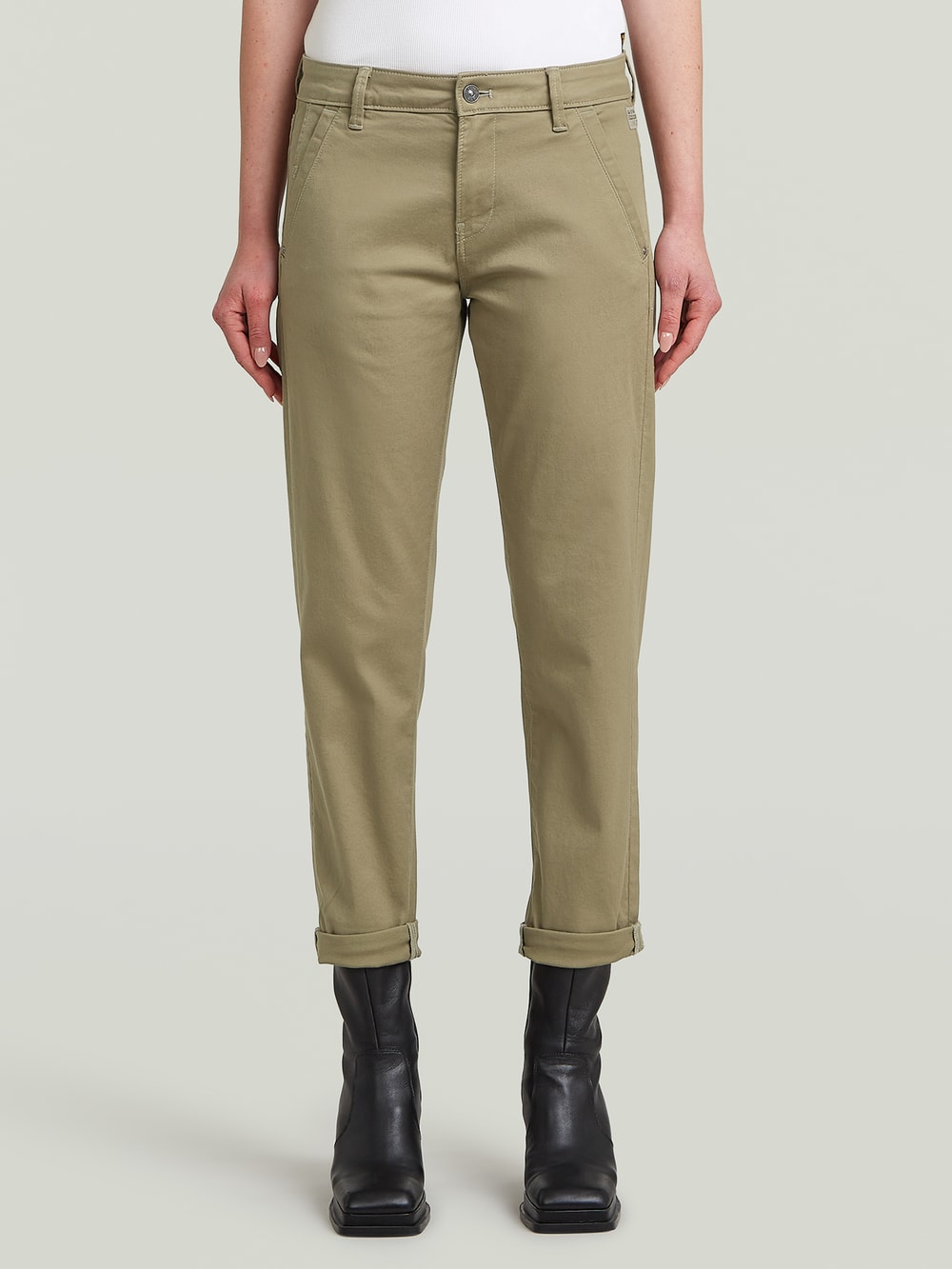 Cascade Tech Chino Pant - Fog | Grey Slim Tech Chino | Vuori